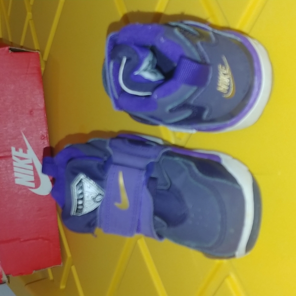 Nike diamond turf 2 09(TD) girl/boy size 7c - Picture 2 of 7